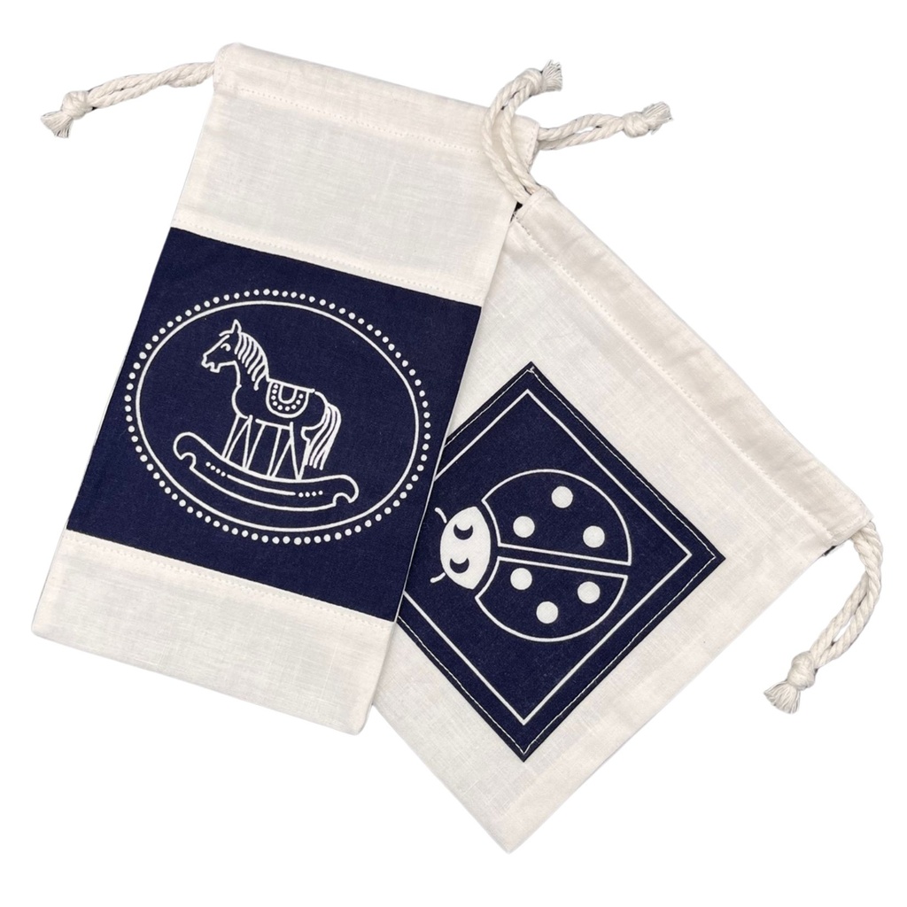 Geschenksäckchen mit Blaudruckdetail