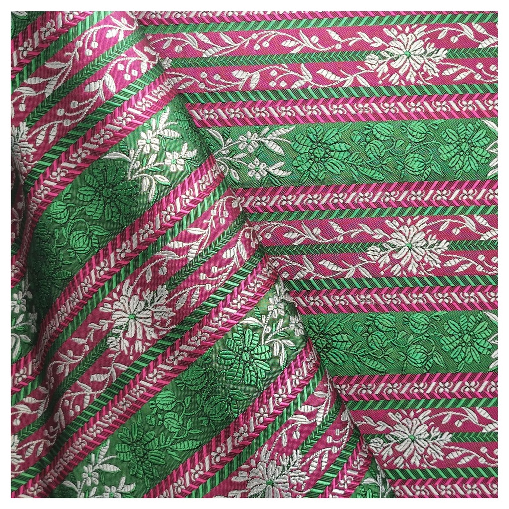 Stoff 99046 (grün/rosa) Hoyerswerdaer Tracht